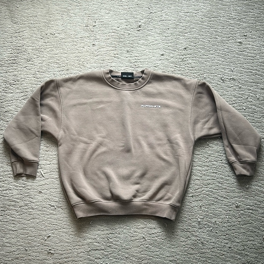 Alphalete crew sweatshirt